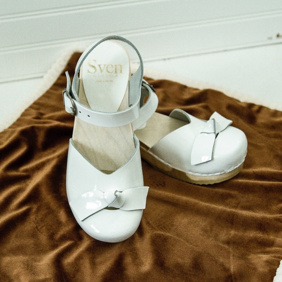 NWOT SVEN clogs - Picture 5 of 13